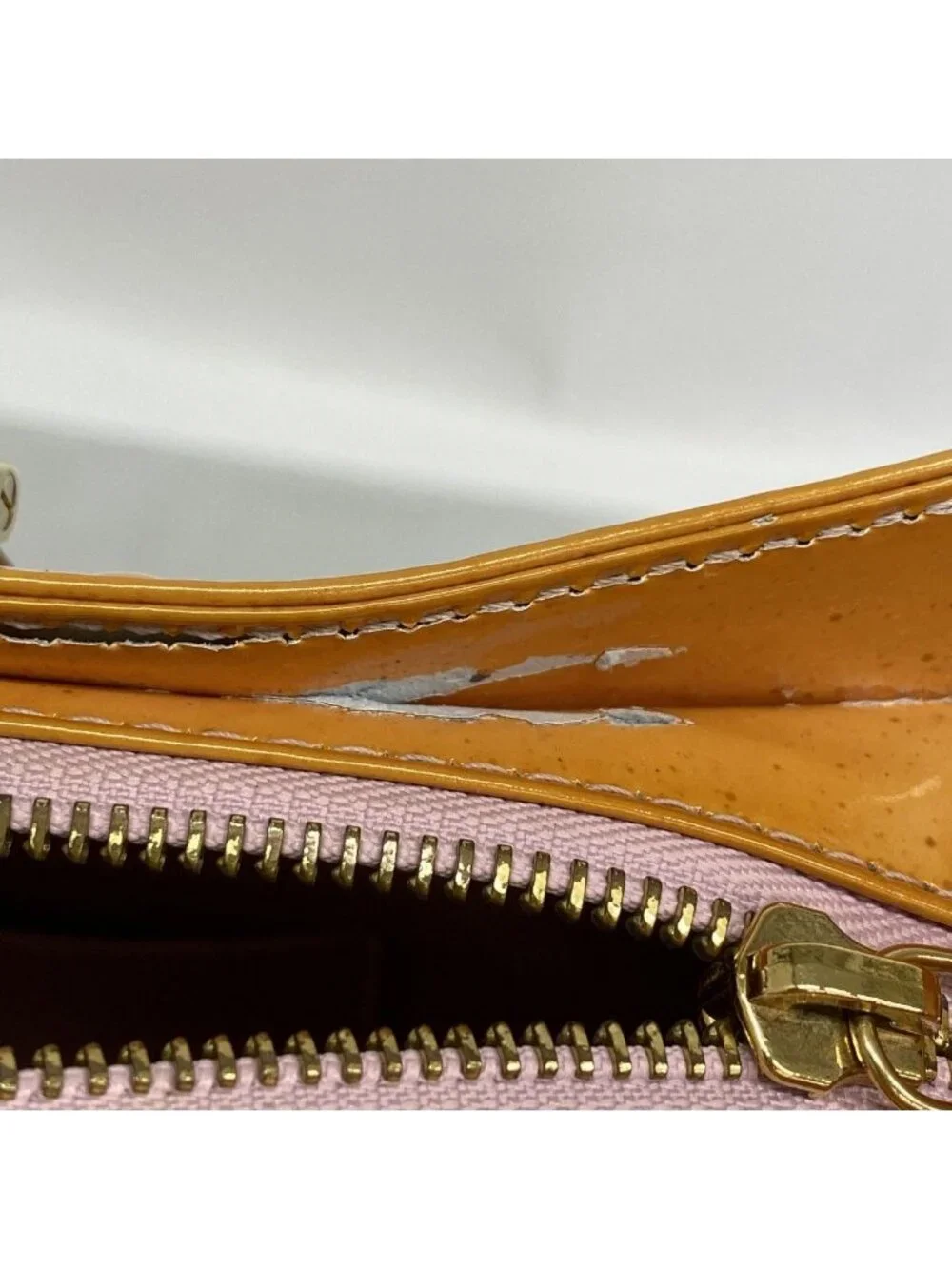 Louis Vuitton Tote Vernis Columbus Rose